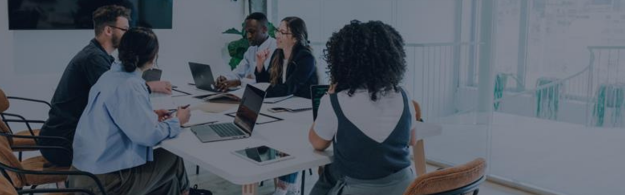 El poder de las reuniones pequeñas y medianas: estrategias para el éxito 8 size meeting post cover image